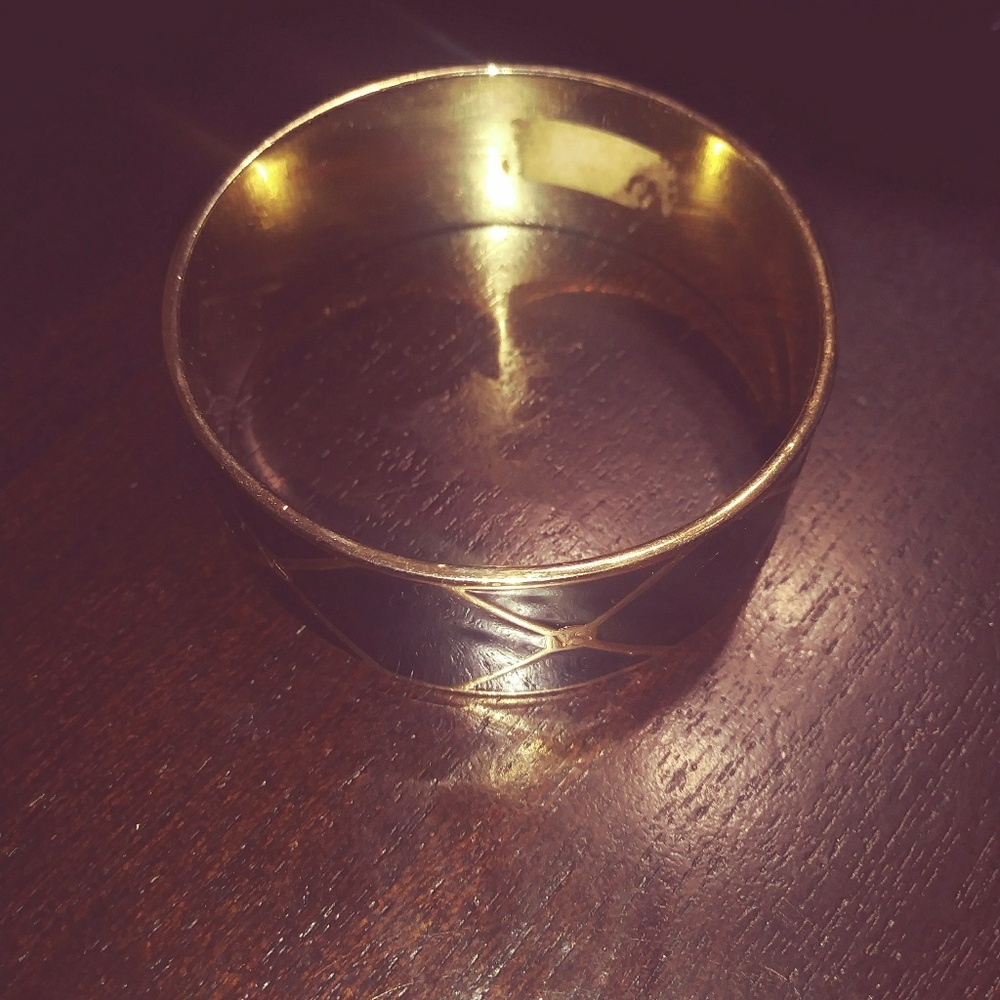 Victoria Secret Bangle - Picture 4 of 4
